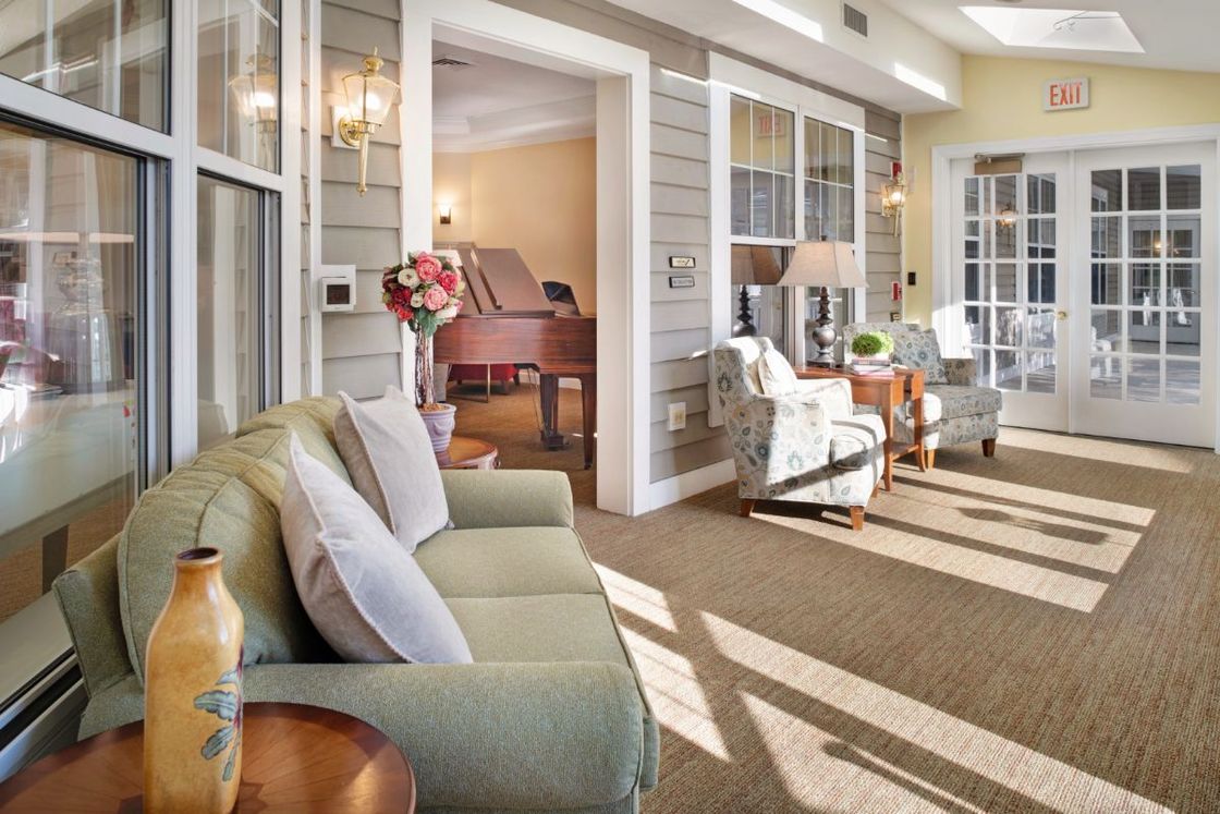 Sunrise of Crystal Lake, Crystal Lake, IL 5