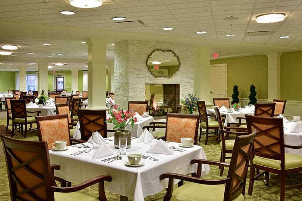 Rose Senior Living Avon, Avon, OH 11