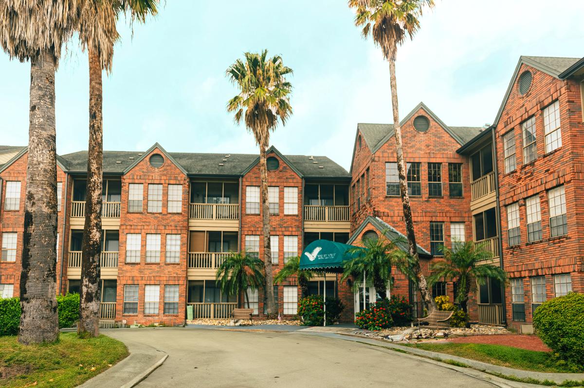 Valley View Senior Living, Harlingen, TX 40