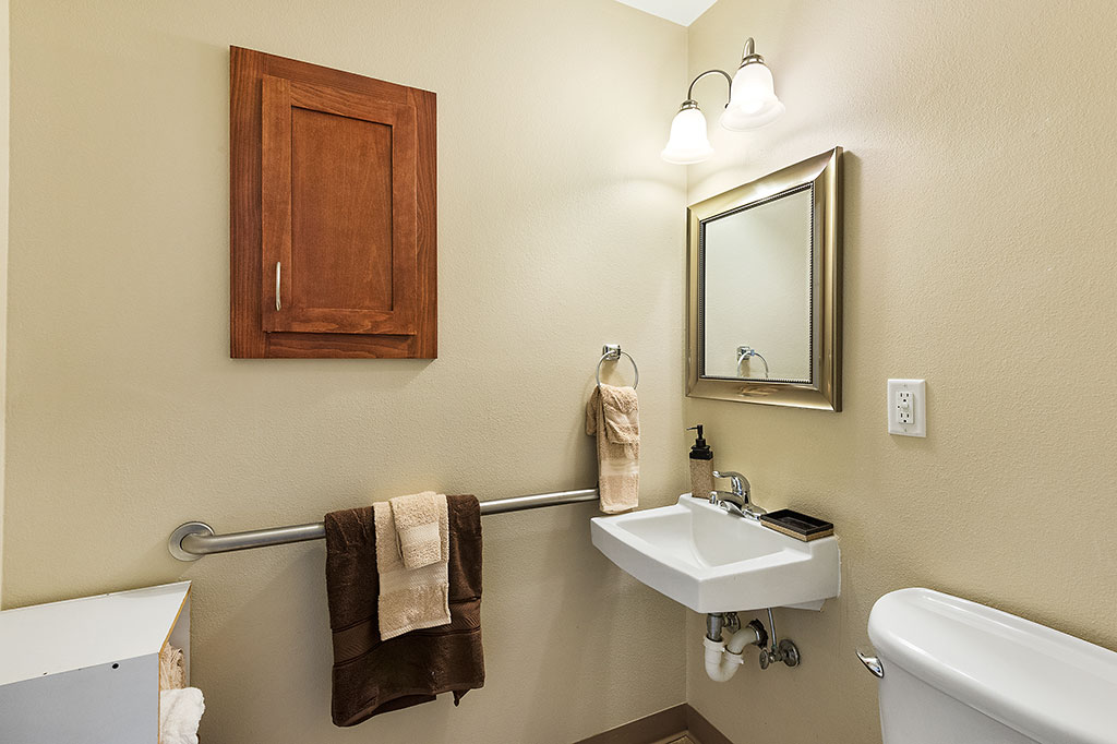 Jefferson Lodge Memory Care Community, Dallas, OR 10