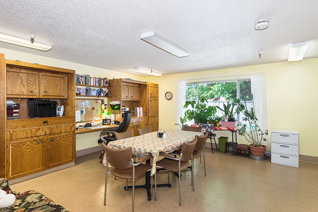 Jefferson Lodge Memory Care Community, Dallas, OR 8