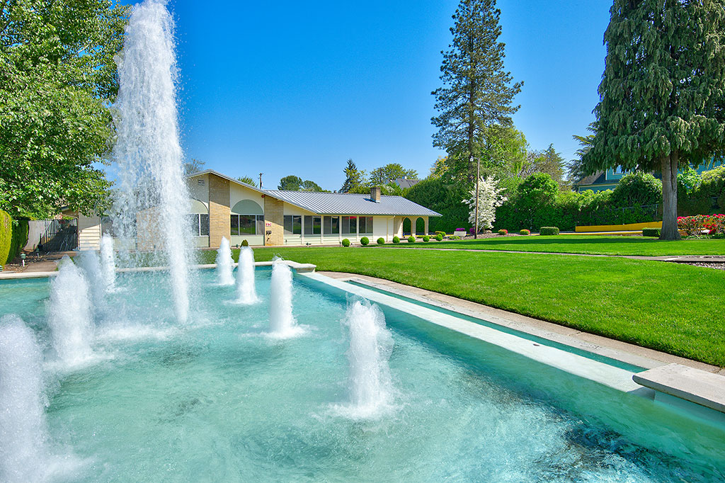 Jefferson Lodge Memory Care Community, Dallas, OR 4