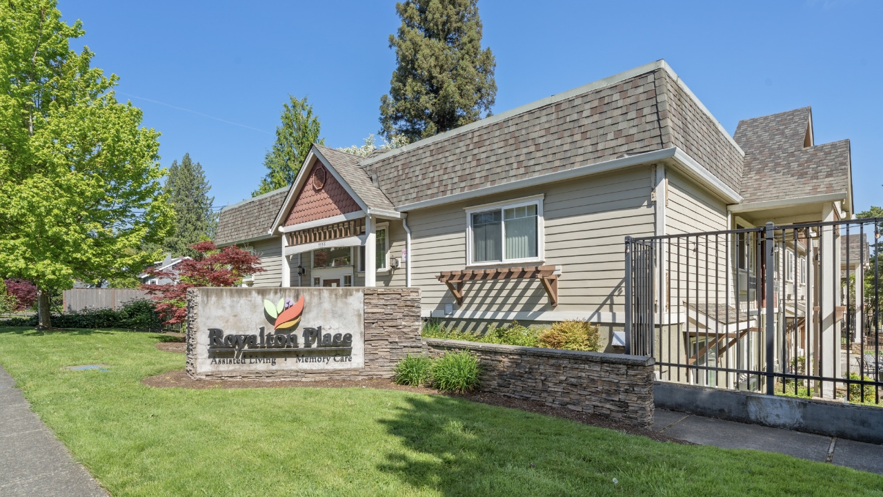 Royalton Place Assisted Living and Memory Care, Milwaukie, OR 5