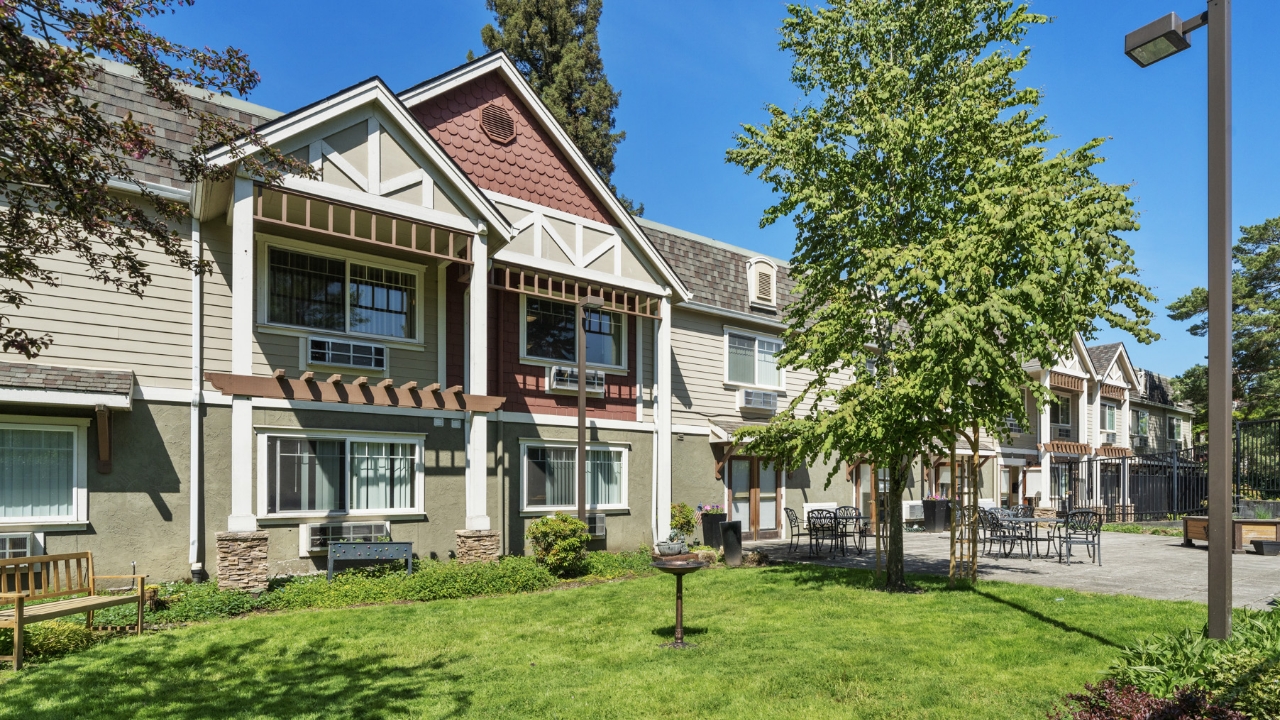 Royalton Place Assisted Living and Memory Care, Milwaukie, OR 2
