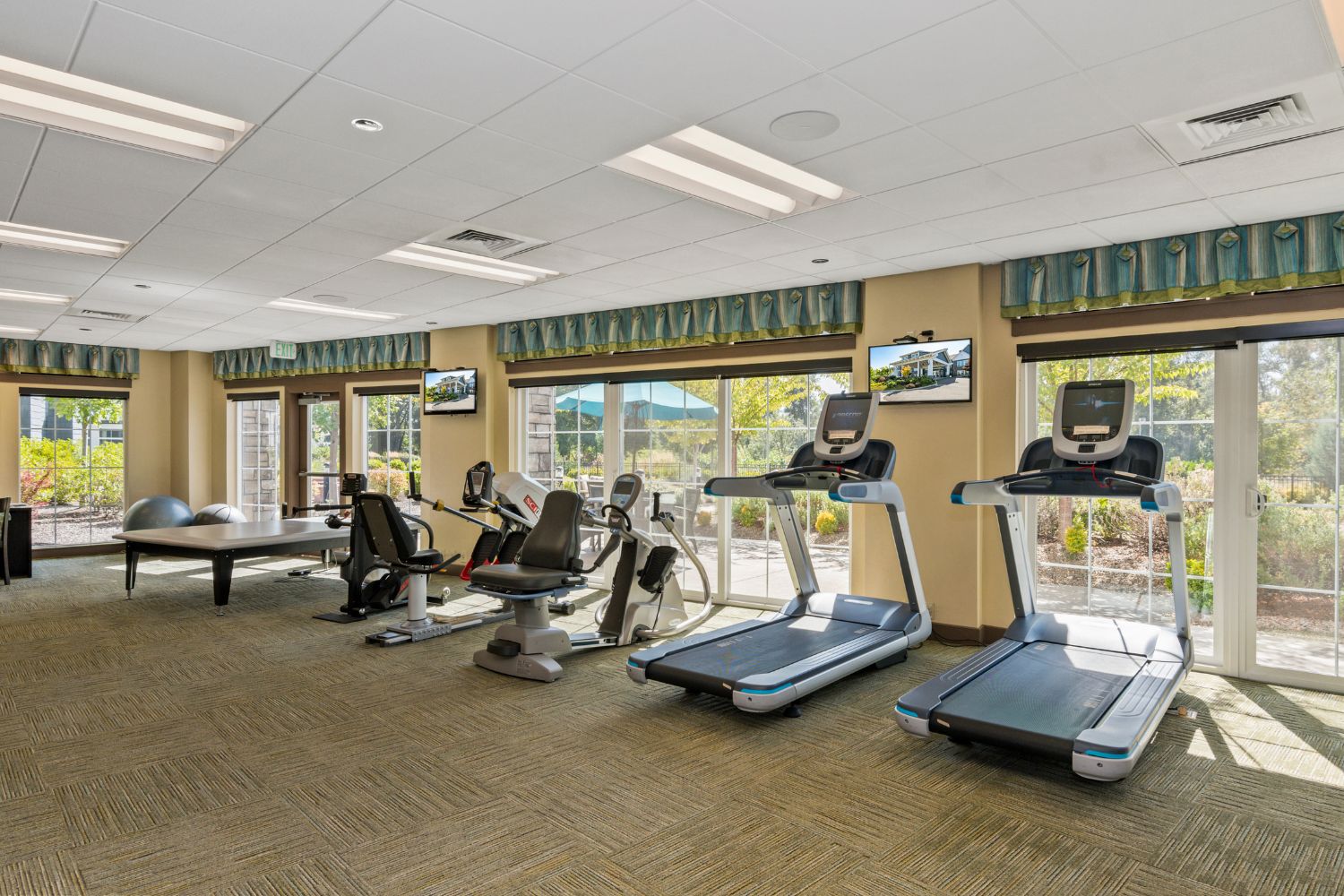 Waterford Grand Assisted Living and Memory Care, Eugene, OR 14