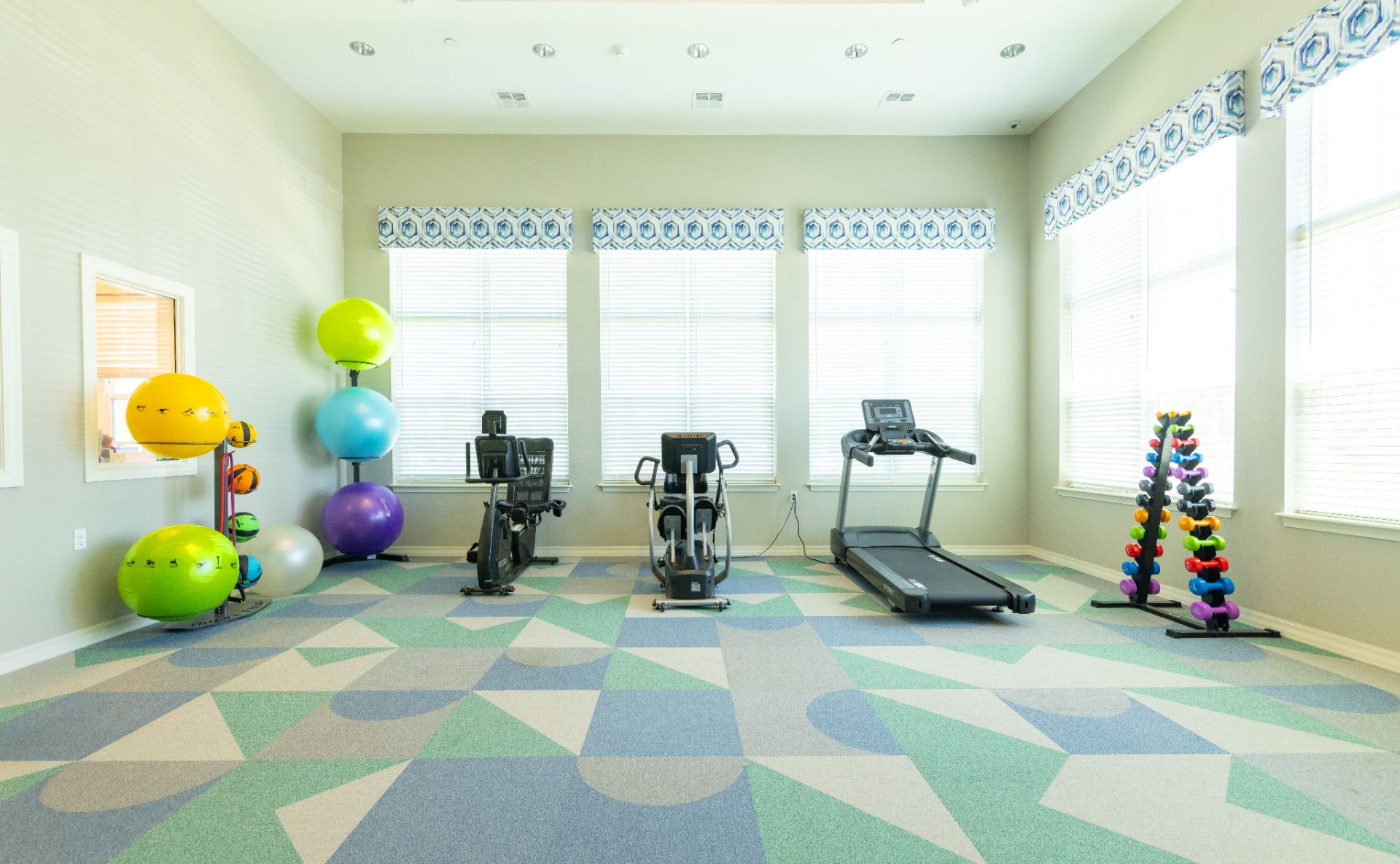 The Crestone Senior Living, Olathe, KS 8