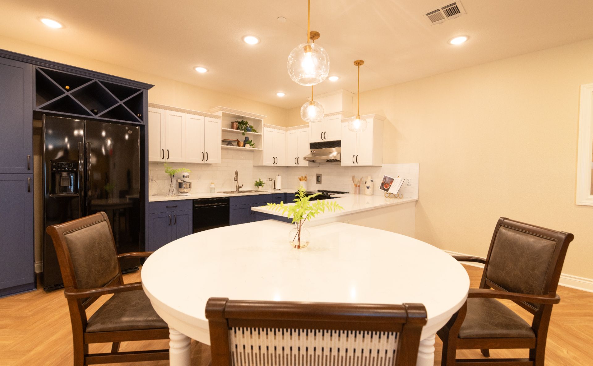 The Crestone Senior Living, Olathe, KS 10