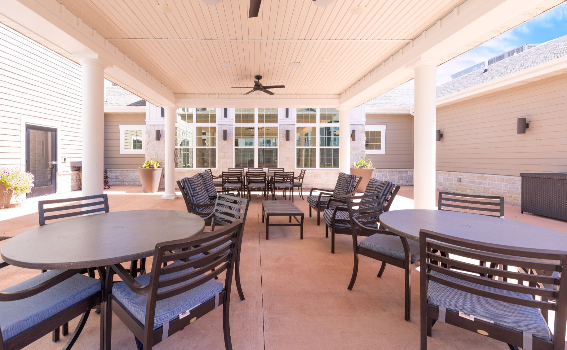 The Crestone Senior Living, Olathe, KS 19