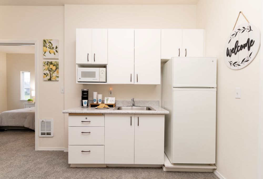 Kings Manor Senior Living Community, Tacoma, WA 4