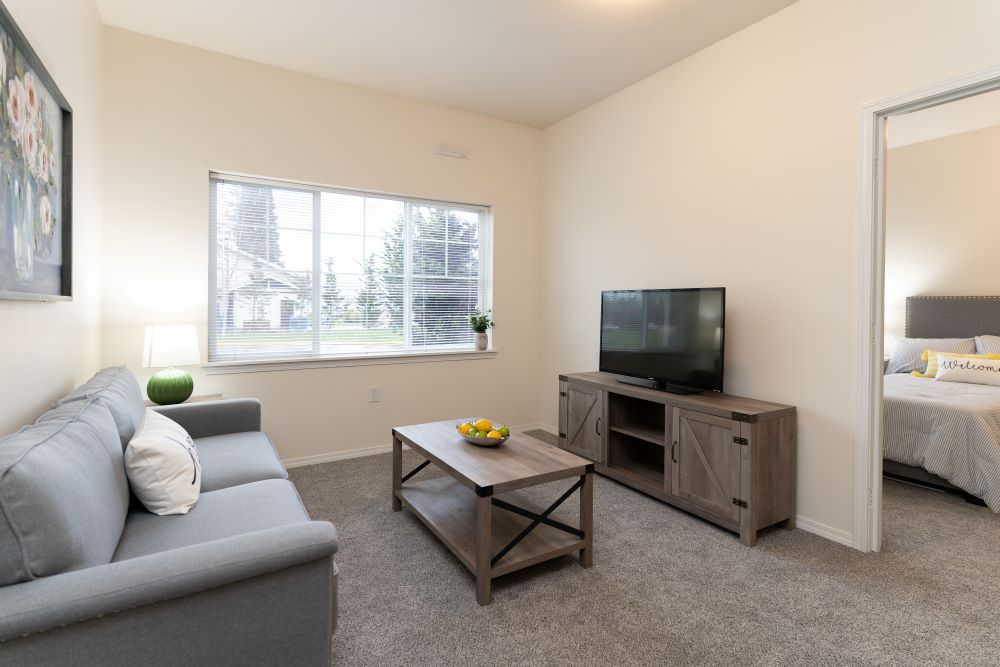 Kings Manor Senior Living Community, Tacoma, WA 6