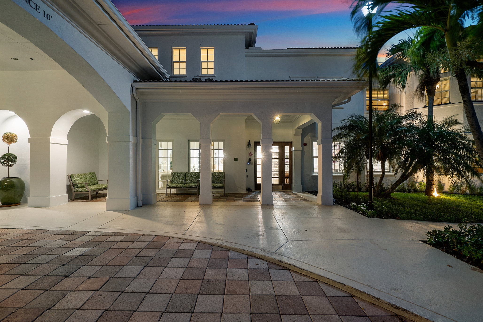 Tequesta Terrace, Tequesta, FL 98