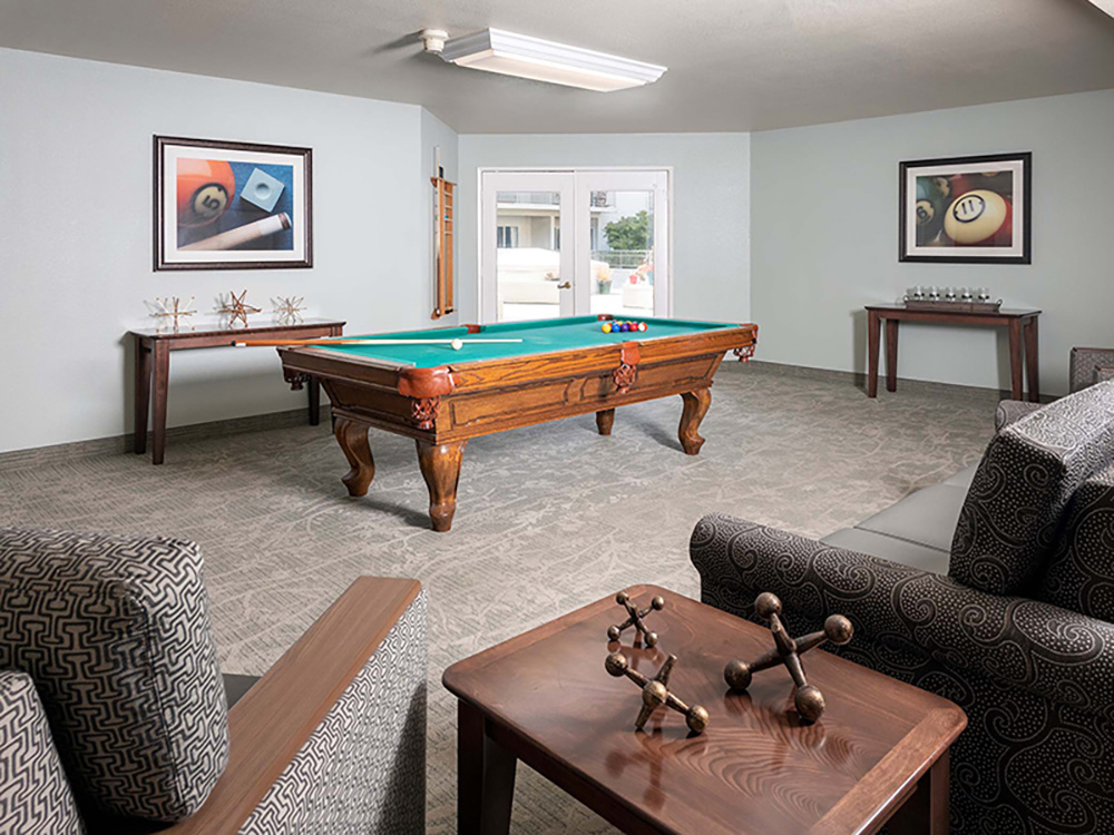 Holiday Warburton Place, Santa Clara, CA 13