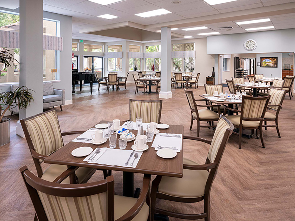 Holiday Warburton Place, Santa Clara, CA 7