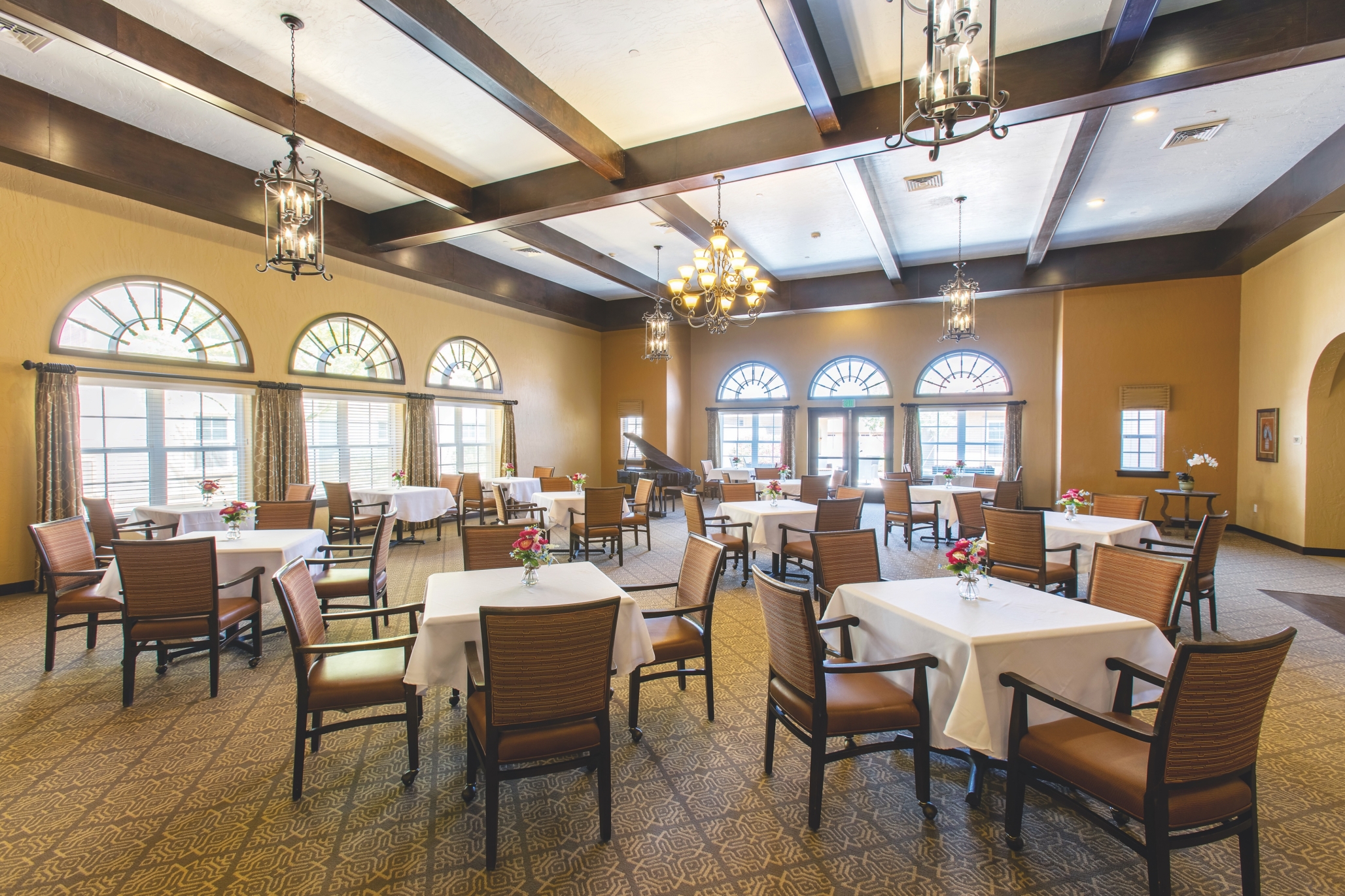 Avista Senior Living Casa Grande, Casa Grande, AZ 3