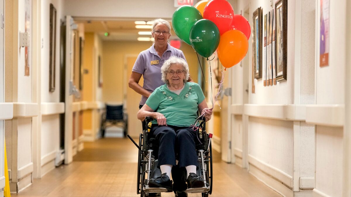 Kingston Care Center of Fort Wayne, Fort Wayne, IN 3