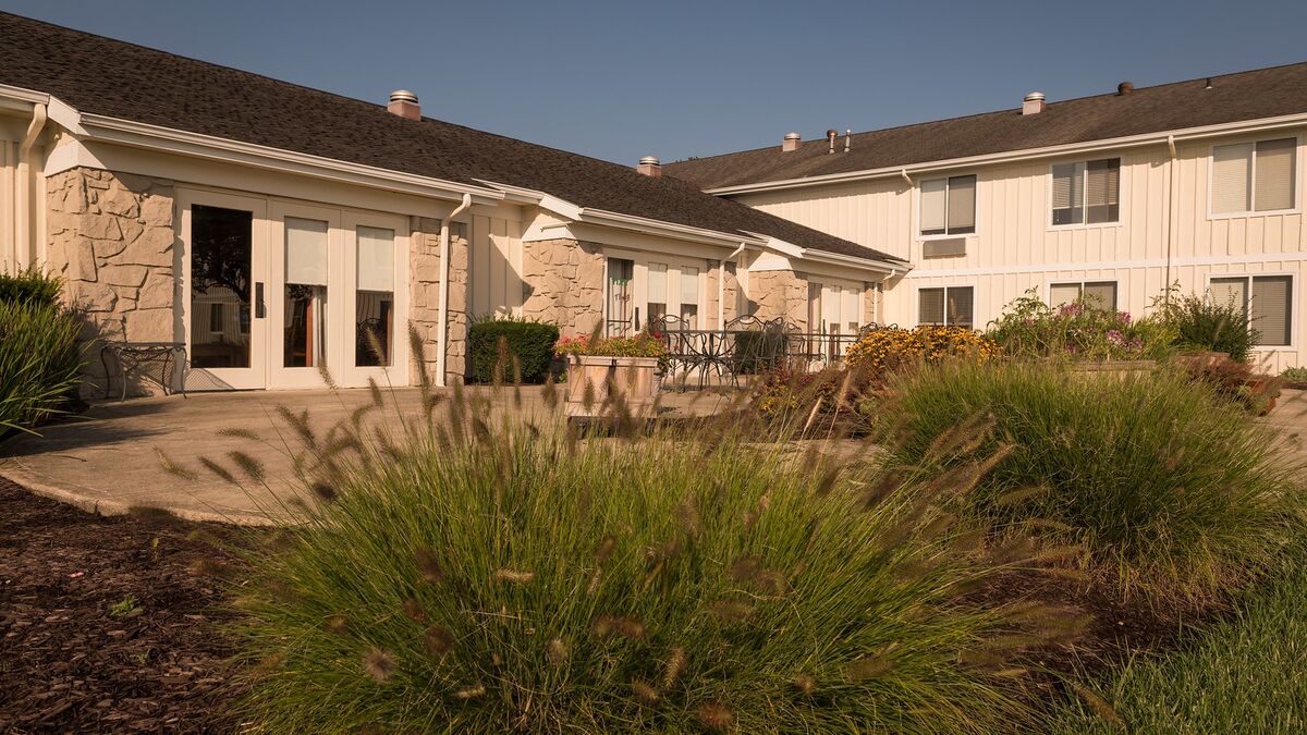 Kingston Residence of Fort Wayne, Fort Wayne, IN 5