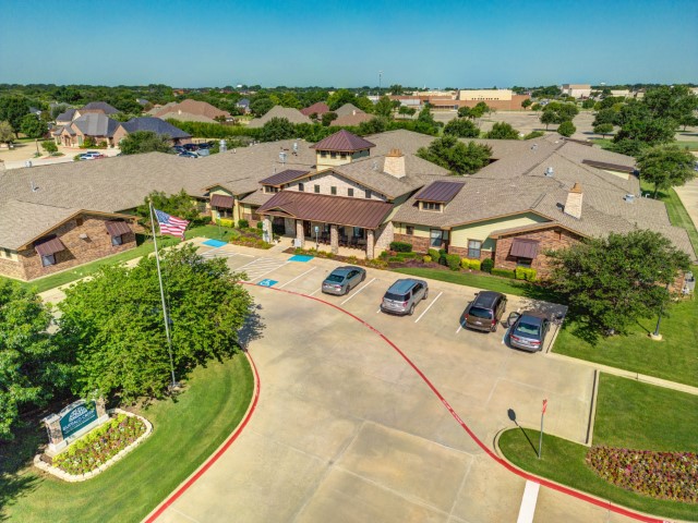 Buffalo Creek Assisted Living and Memory Care, Waxahachie, TX 12