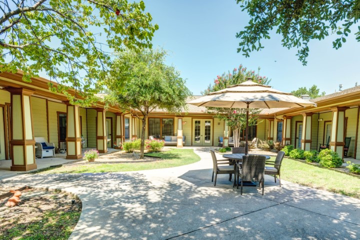 Buffalo Creek Assisted Living and Memory Care, Waxahachie, TX 6
