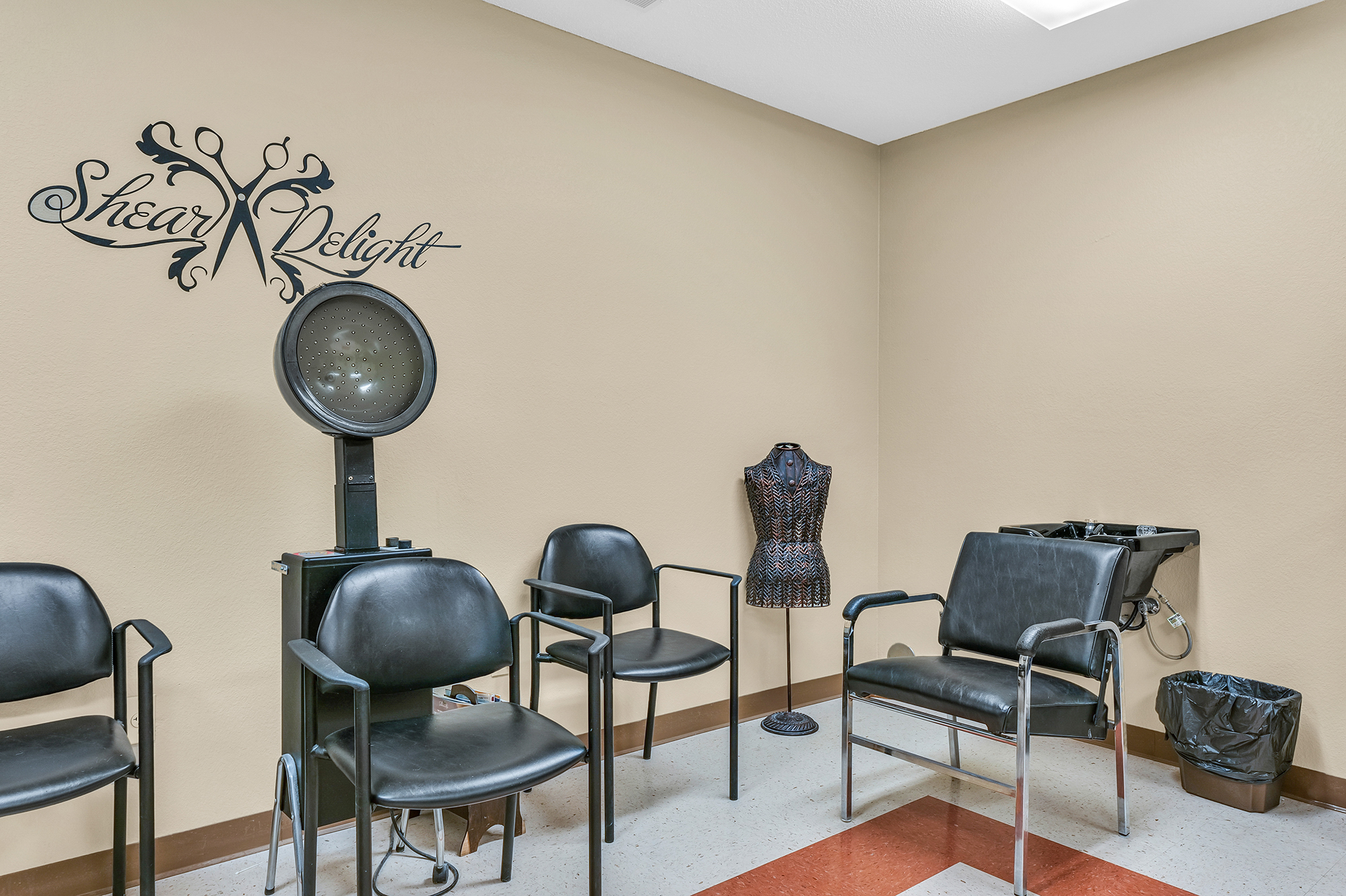 The Glenwood Assisted Living of Effingham, Effingham, IL 28