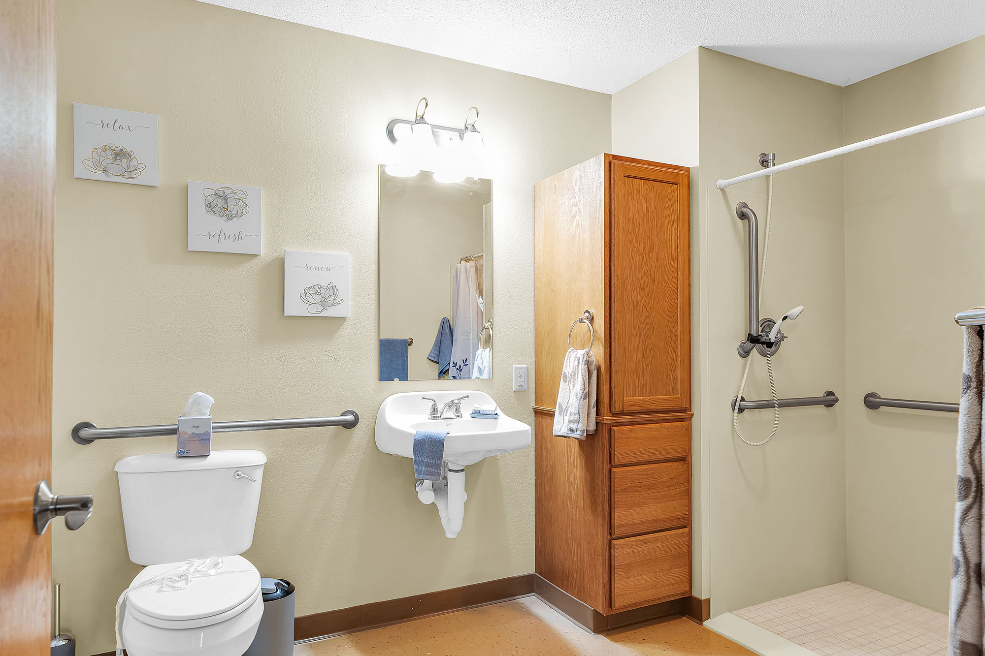 The Glenwood Assisted Living of Mahomet, Mahomet, IL 23