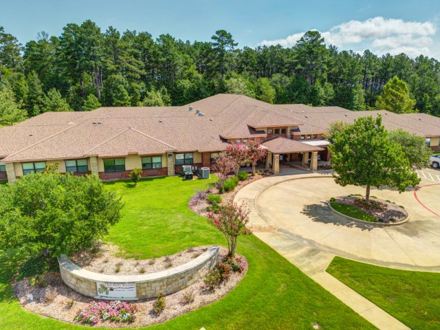 Oak Hills Terrace Memory Care, Tyler, TX 17