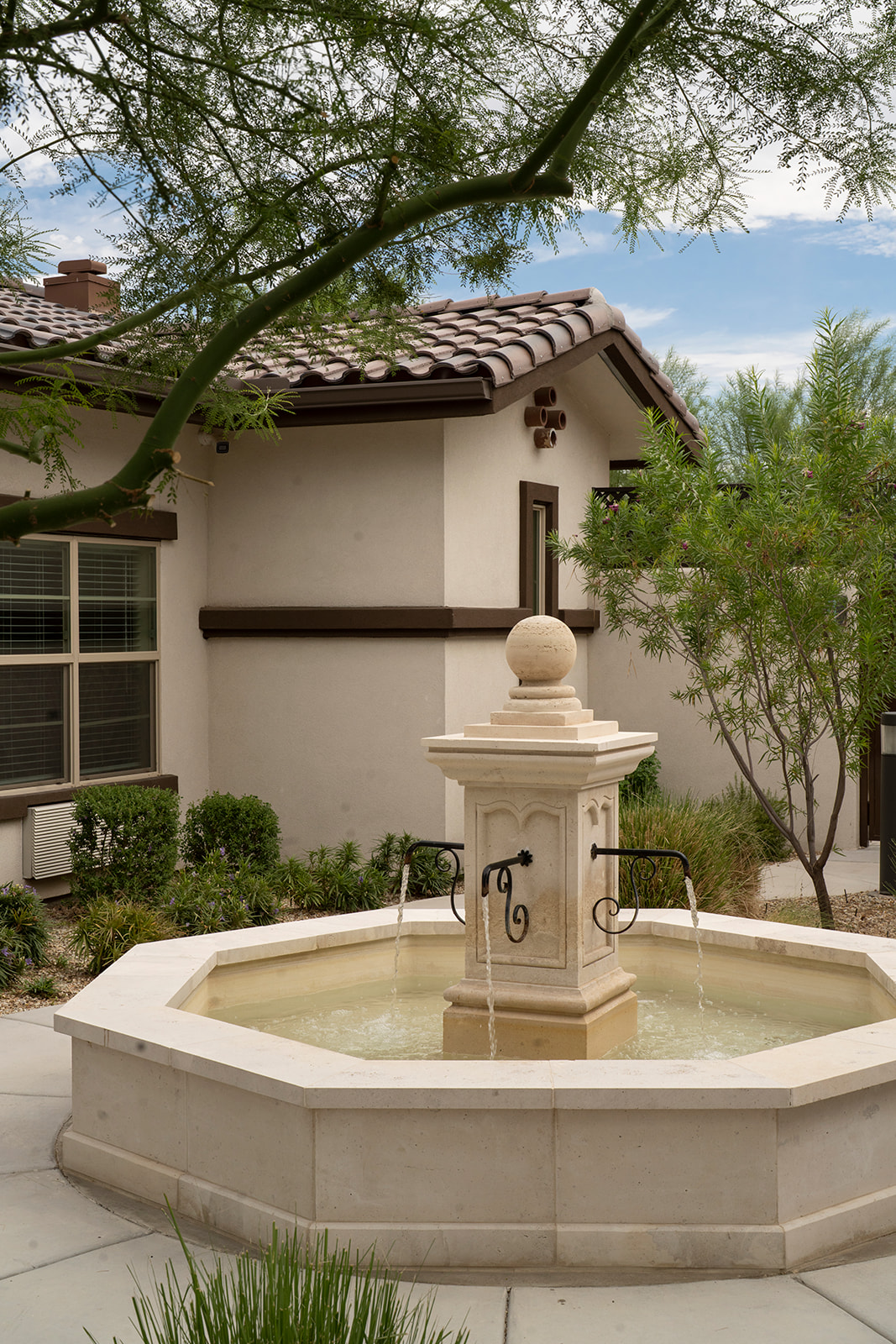 Shadow Mountain Memory Care, Phoenix, AZ 33