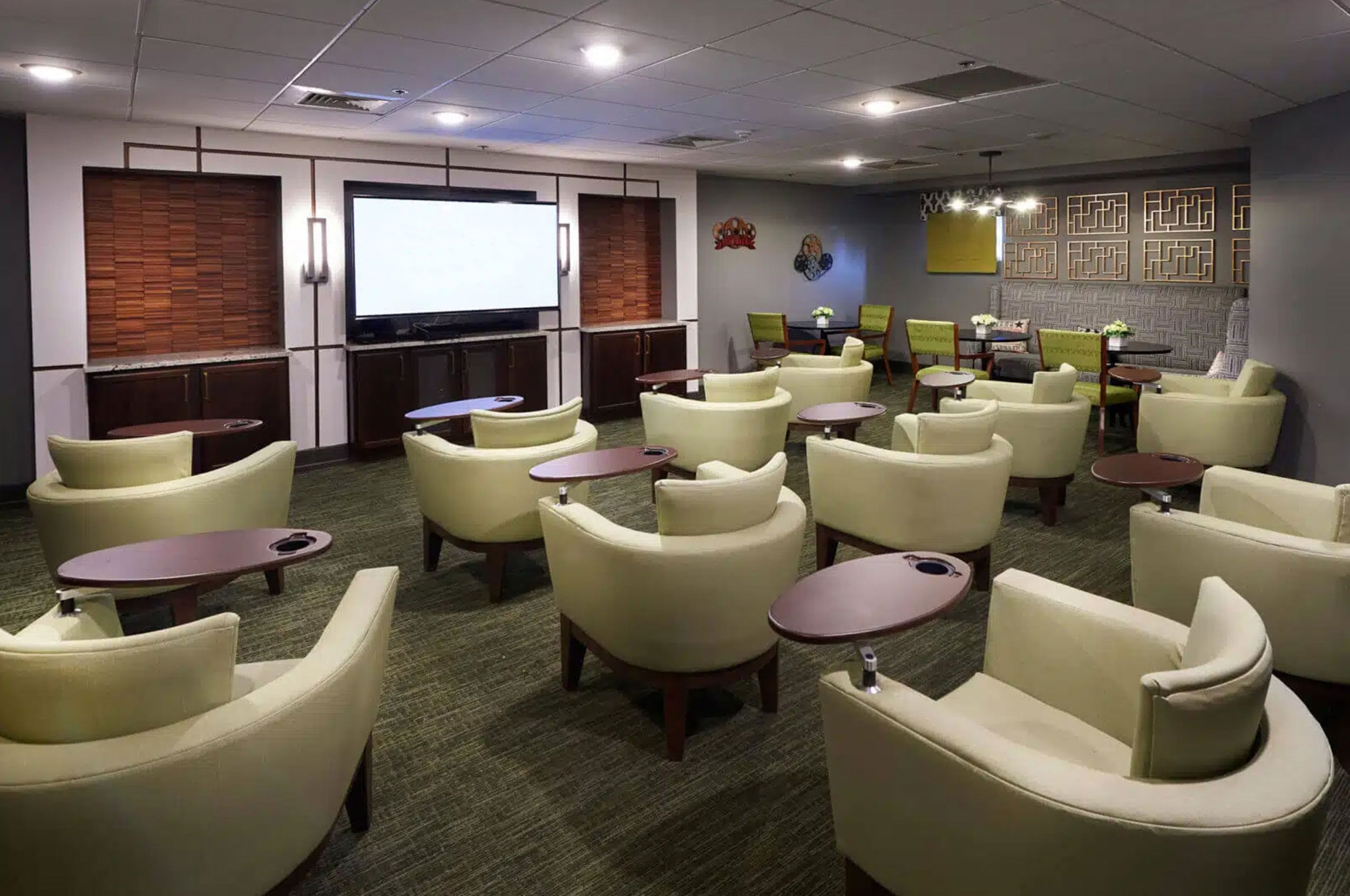 Renaissance of North Tampa, Tampa, FL 9