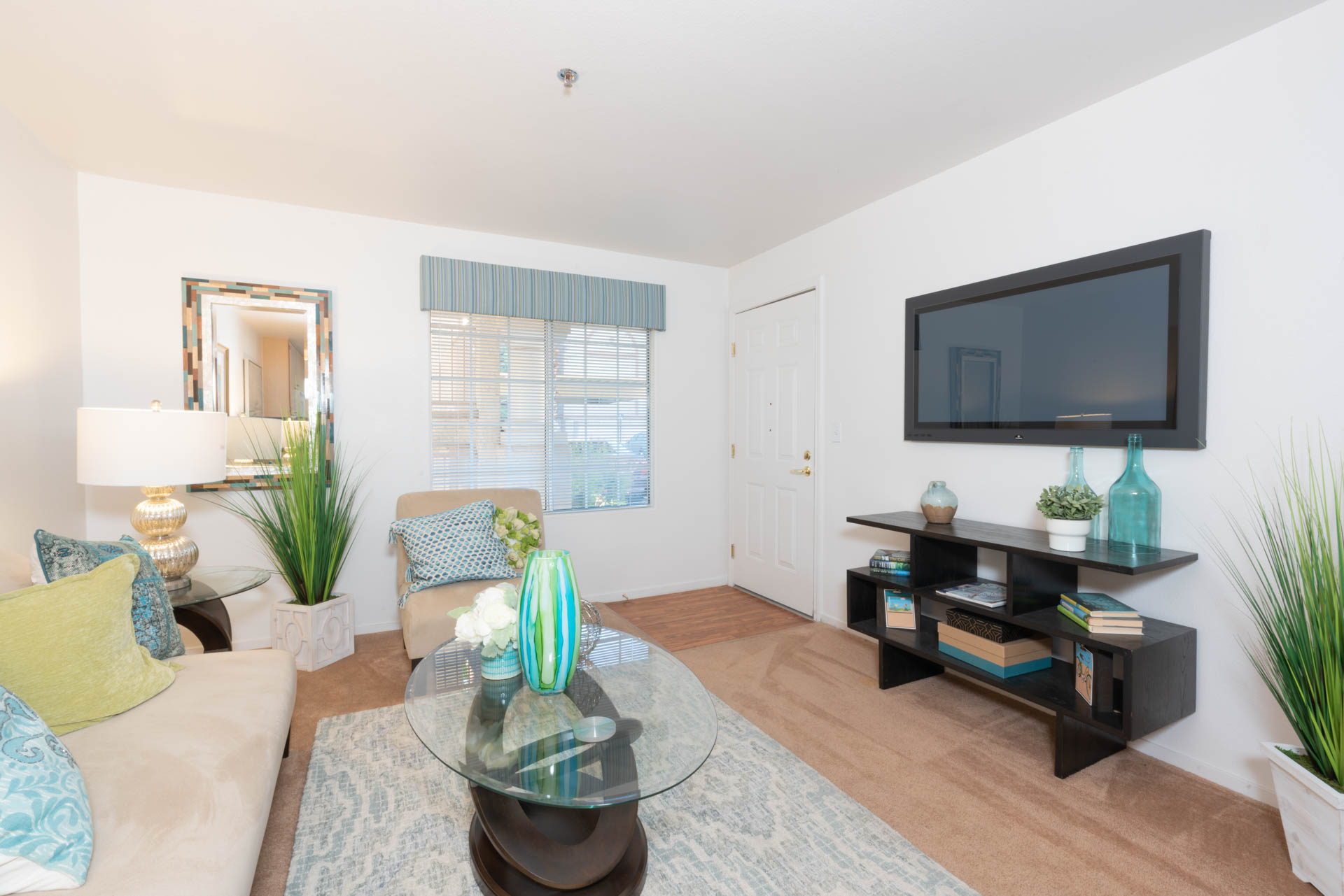 Carefree Senior Apartments – Sacramento, Sacramento, CA 9