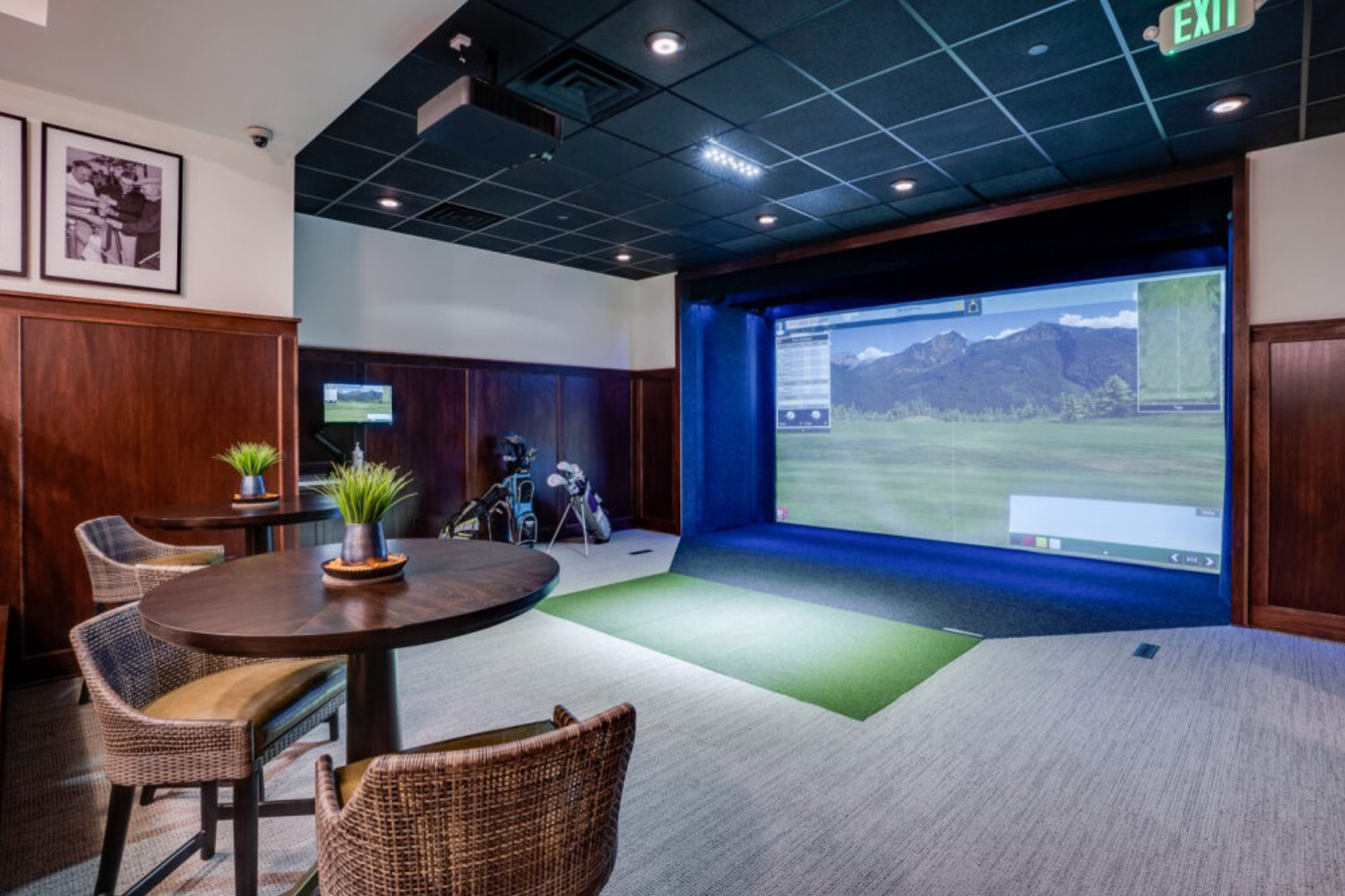 Amira Roseville, Roseville, MN 4