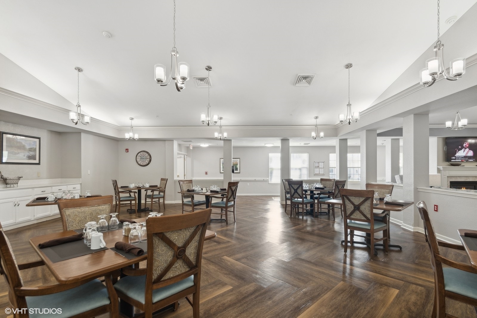 Chandler Place, Kendallville, IN 4