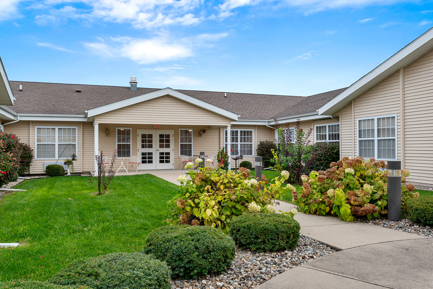 LakeHouse Coldwater, Coldwater, MI 22