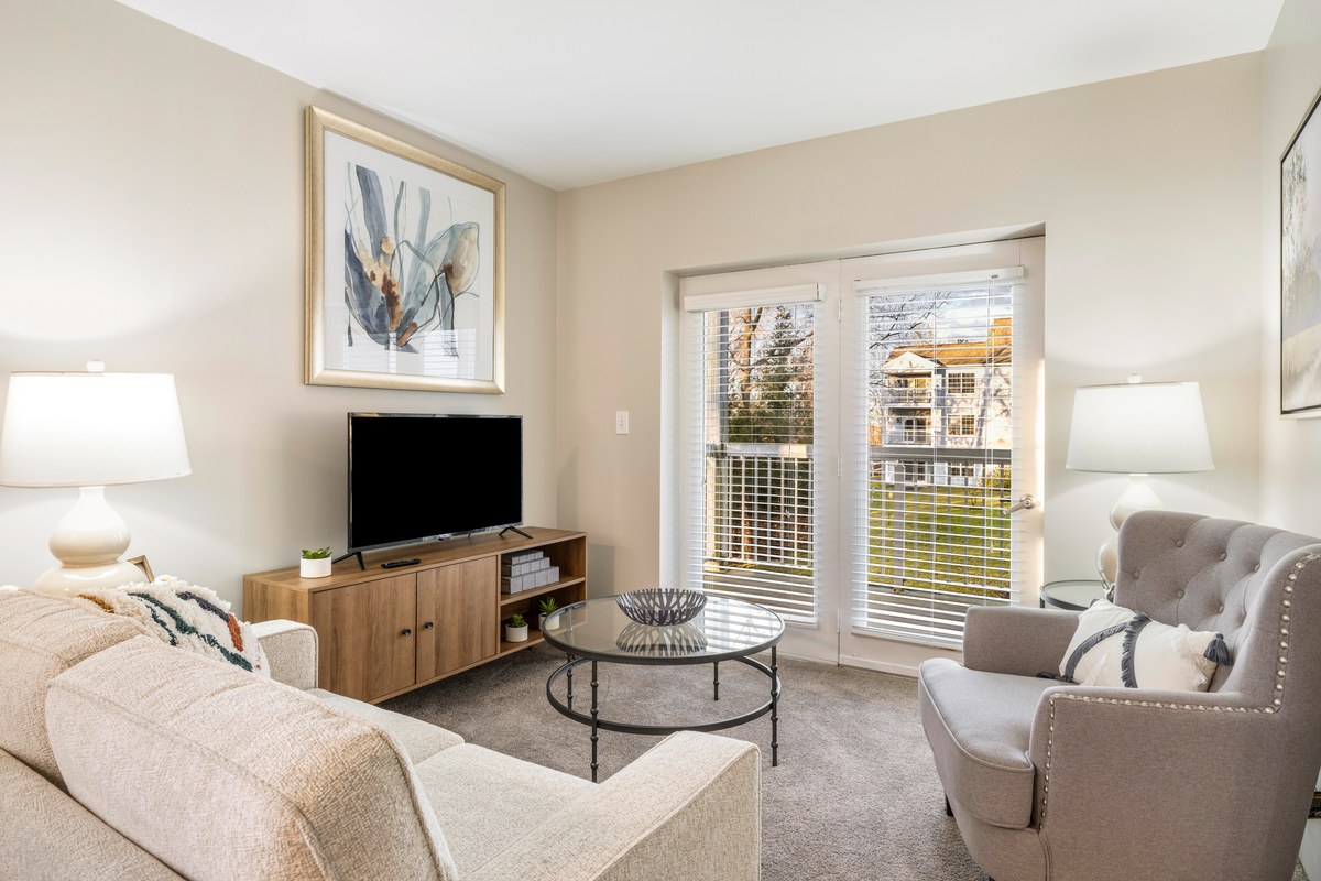 Diamond Ridge, Troy, NY 13