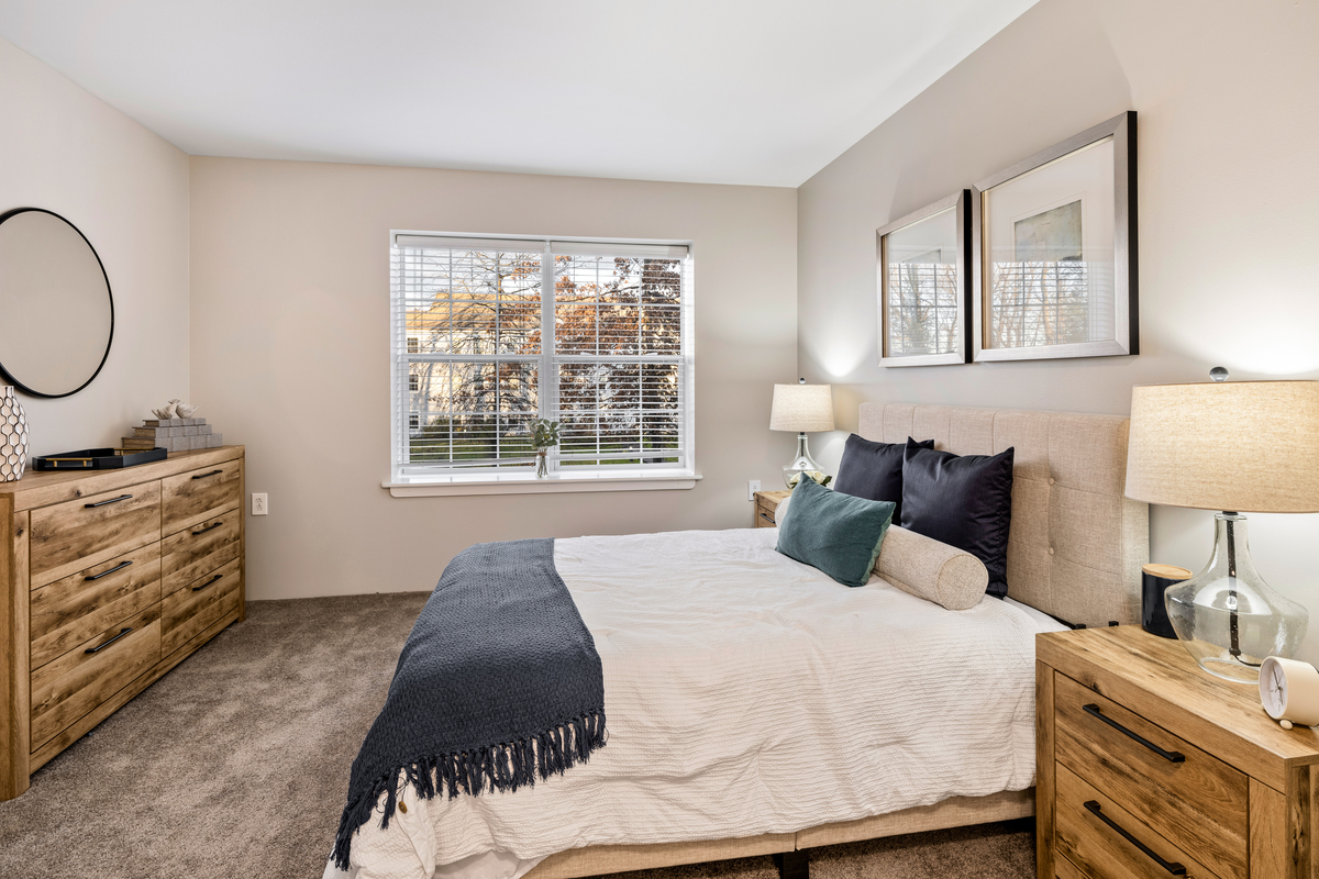 Diamond Ridge, Troy, NY 14