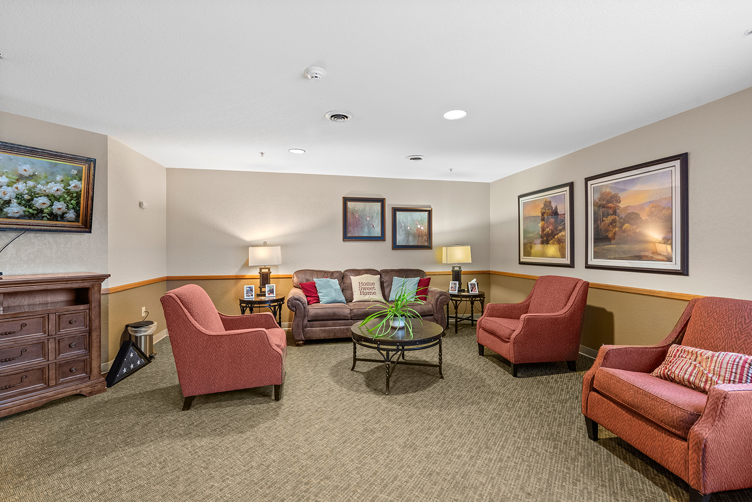 Oaks Gardens Place, Altoona, WI 11