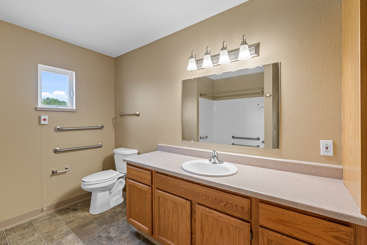 LakeHouse Fond du Lac, Fond du Lac, WI 37