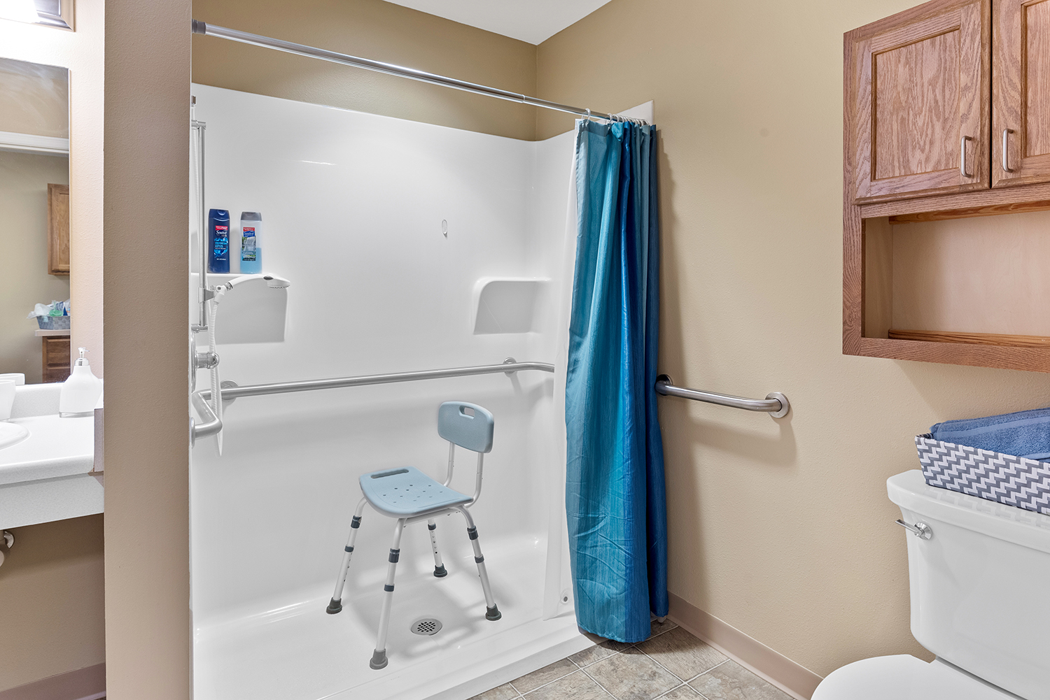 LakeHouse Kalamazoo, Kalamazoo, MI 17