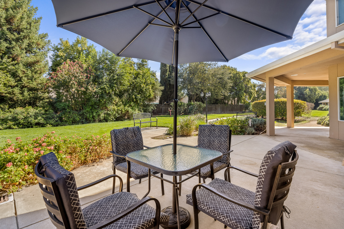 The Hampshire, Merced, CA 3