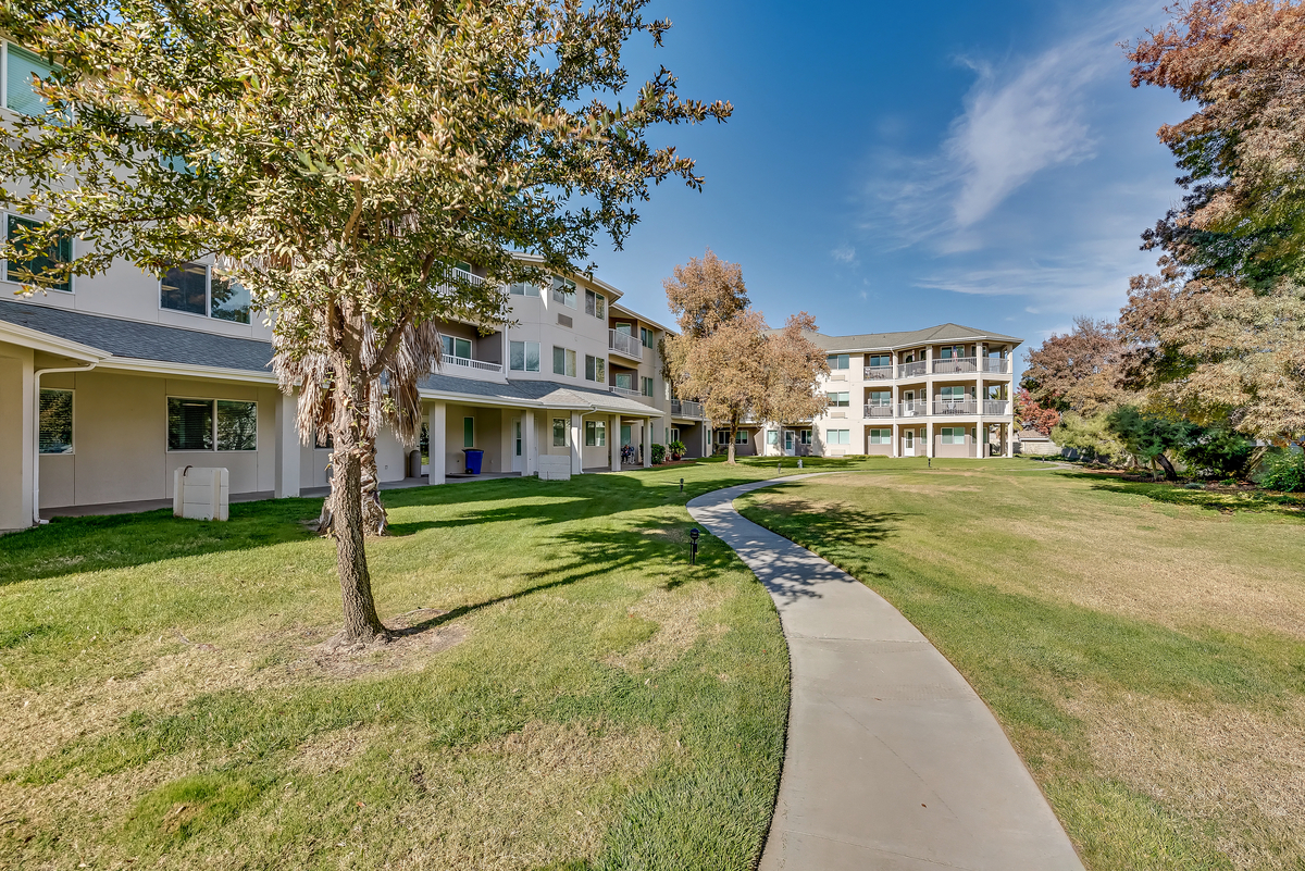 The Remington, Hanford, CA 4