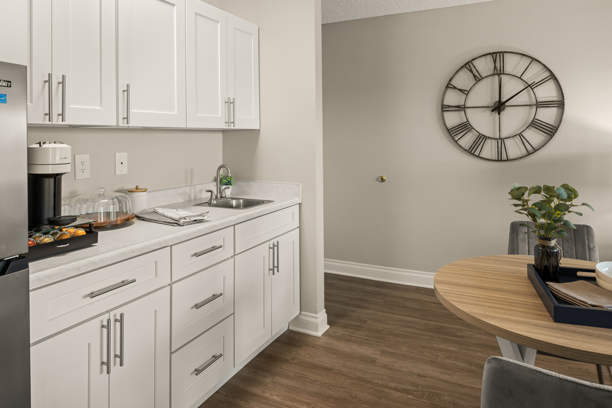 Camelot, Hemet, CA 14