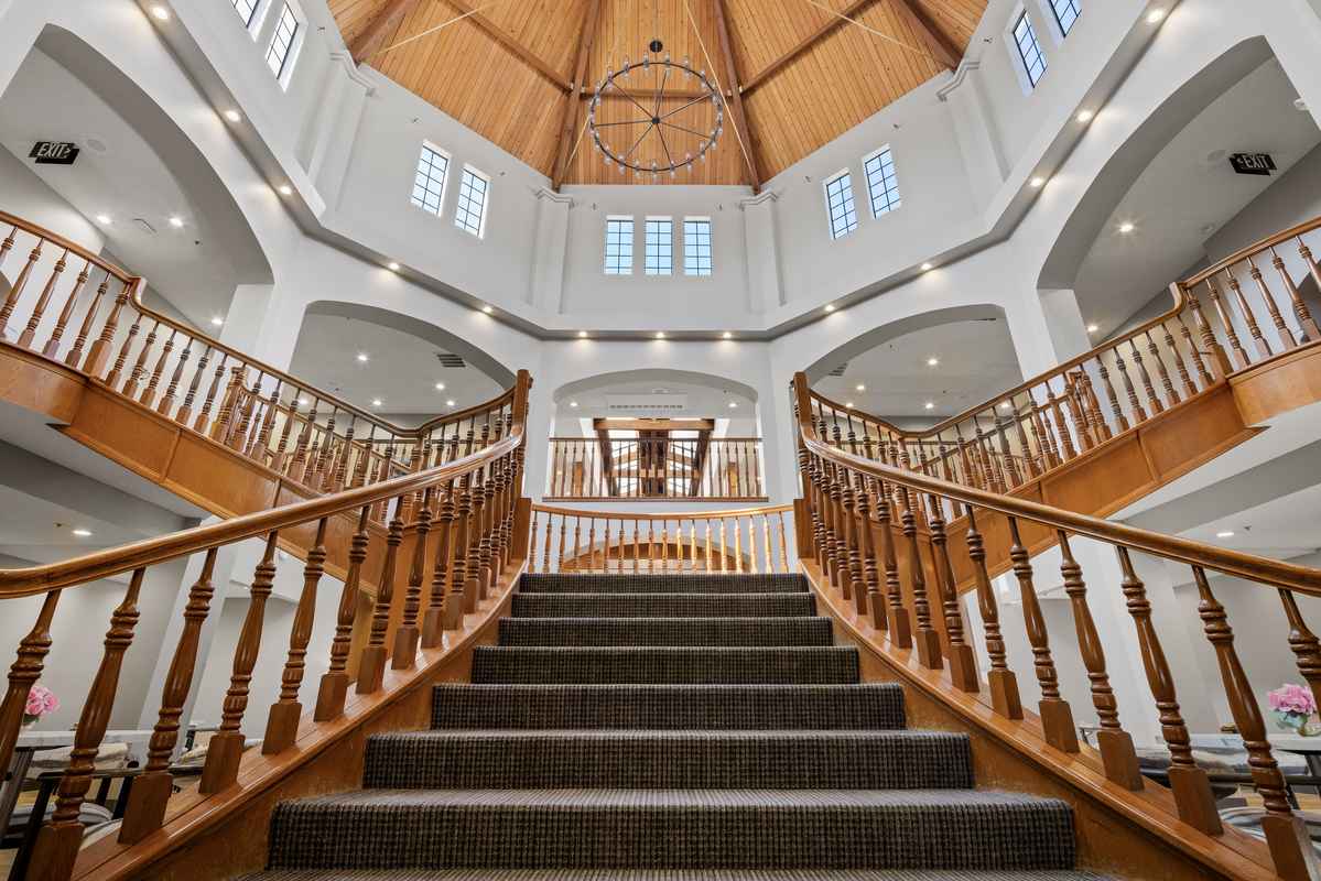 Camelot, Hemet, CA 5