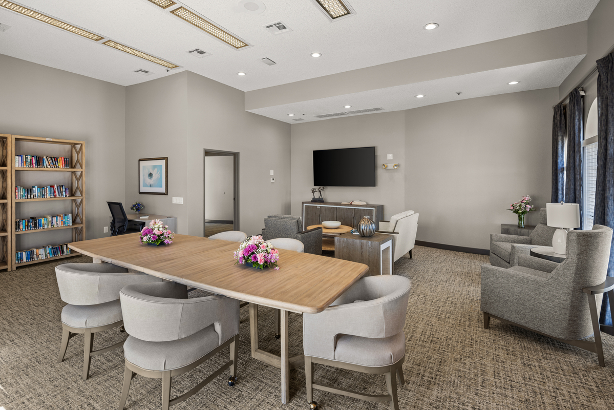 Camelot, Hemet, CA 9