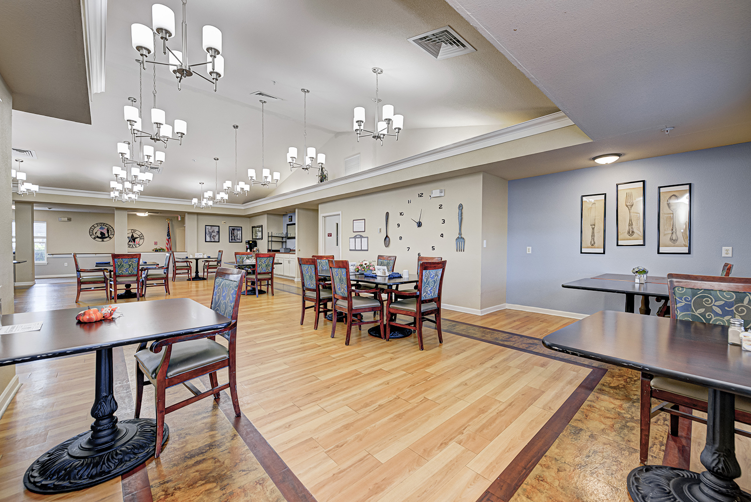 Walker Place, Shelbyville, IN 11