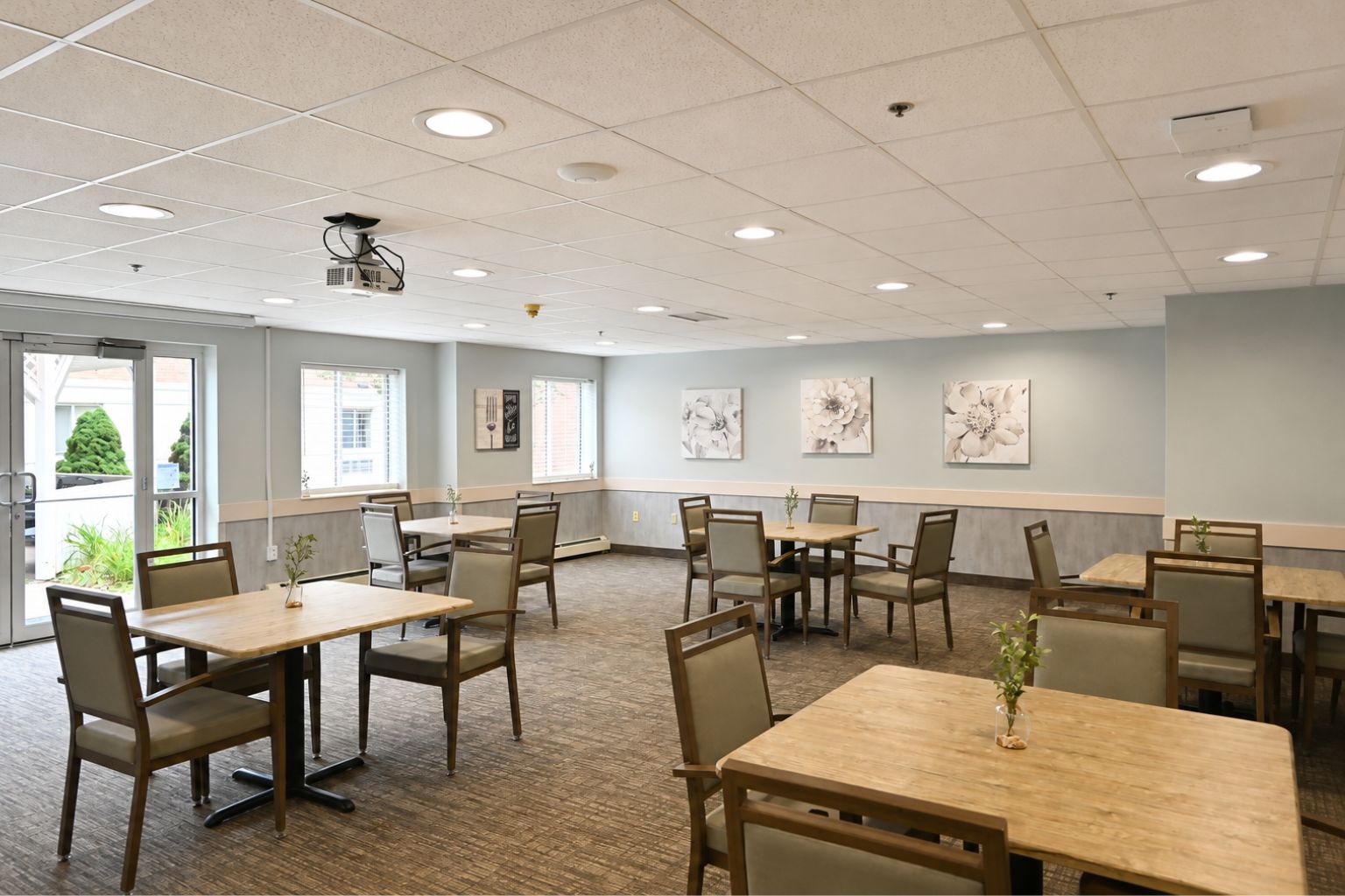 Omni West Assisted Living, Youngstown, OH 34
