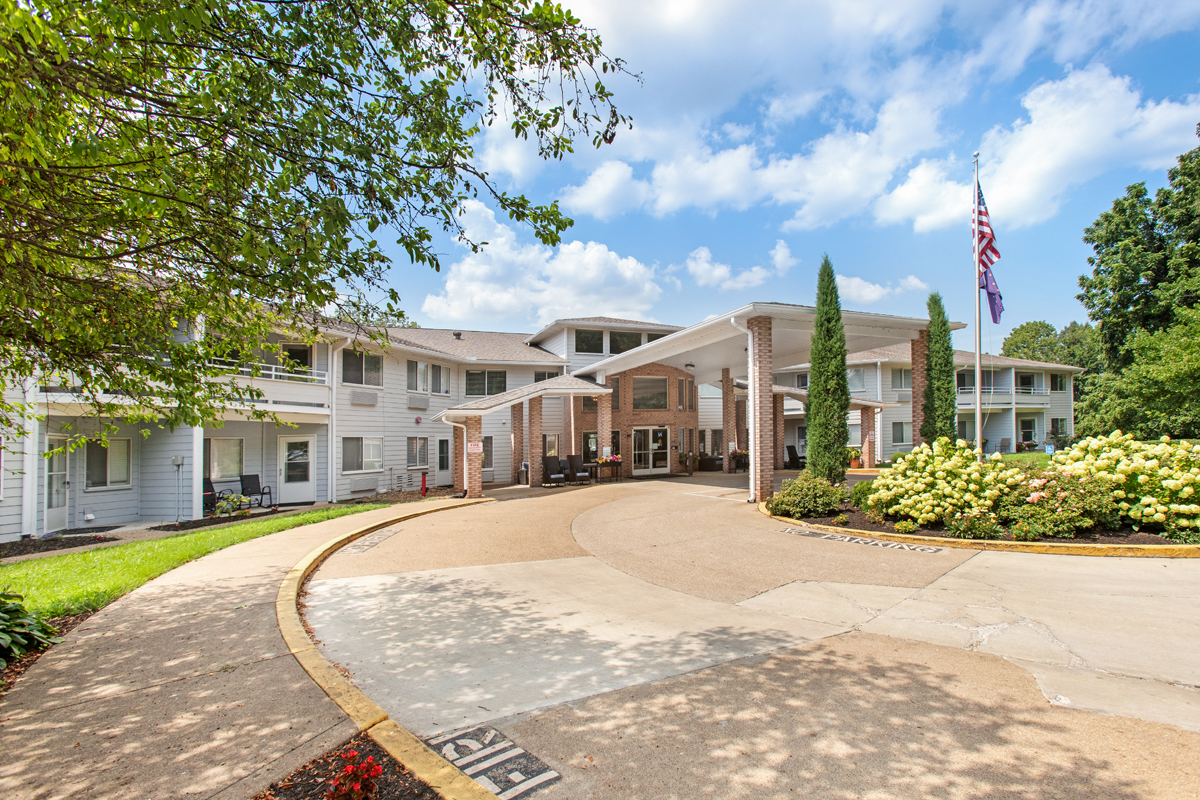 Independence Village of Evansville (Willow Park), Evansville, IN 3