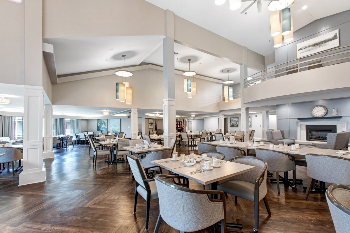 Independence Village of Evansville (Willow Park), Evansville, IN 14