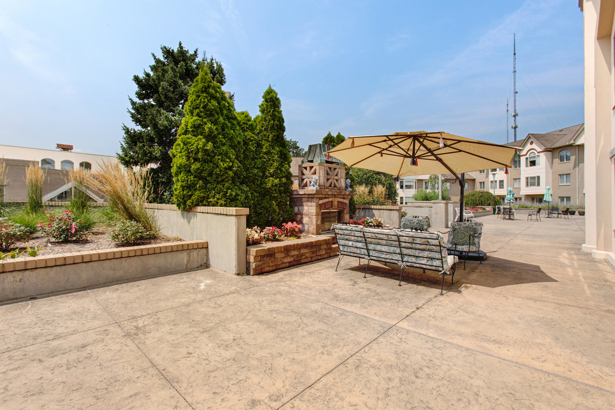 StoryPoint Kalamazoo (Bronson Place), Kalamazoo, MI 44