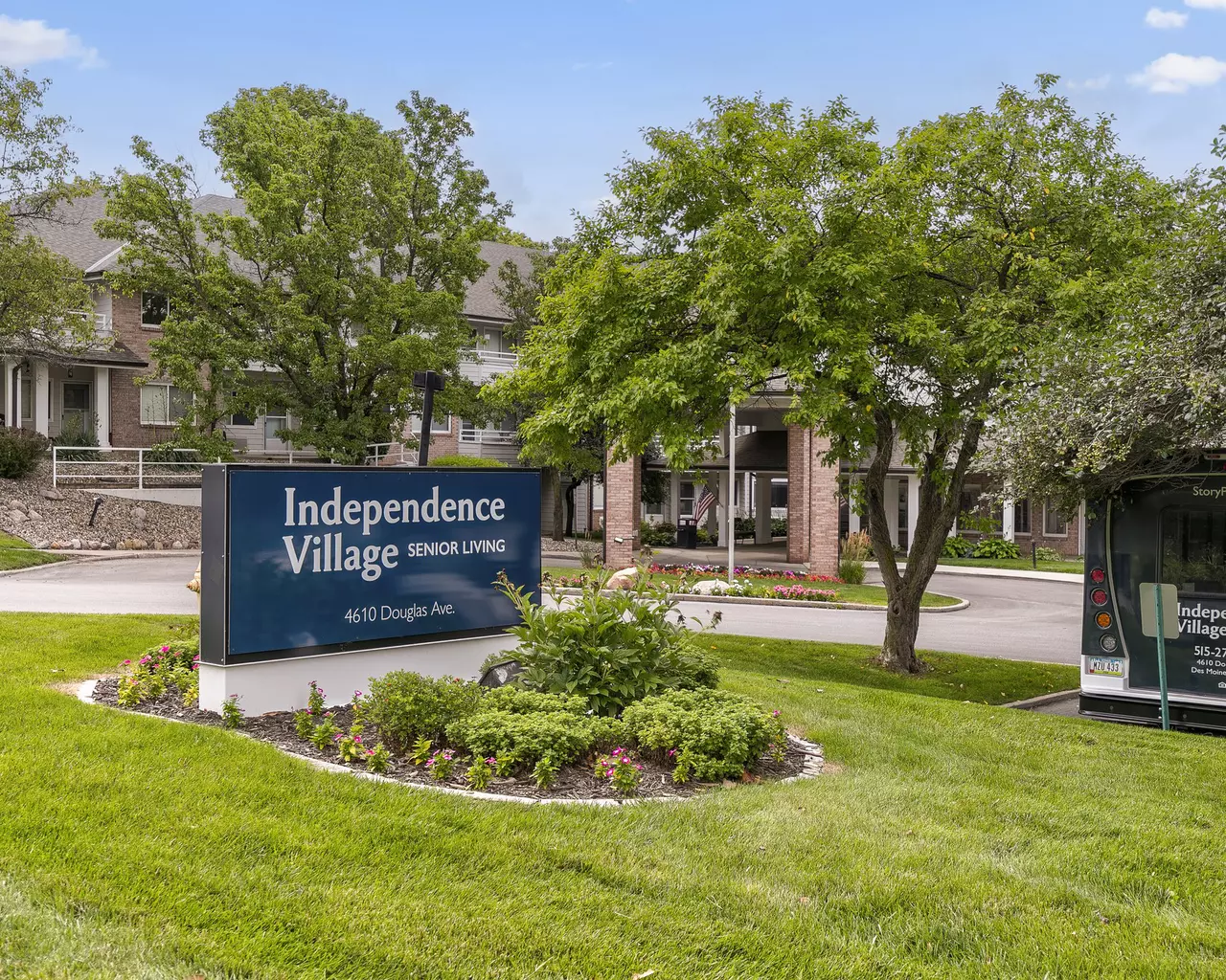 Independence Village of Des Moines (Beaverdale Estates), Des Moines, IA 2