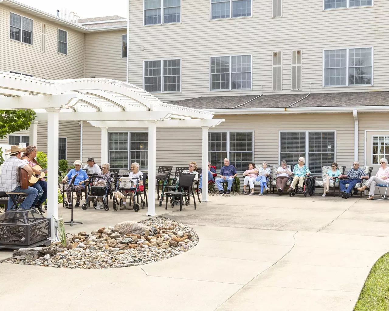 Independence Village of Pella, Pella, IA 11