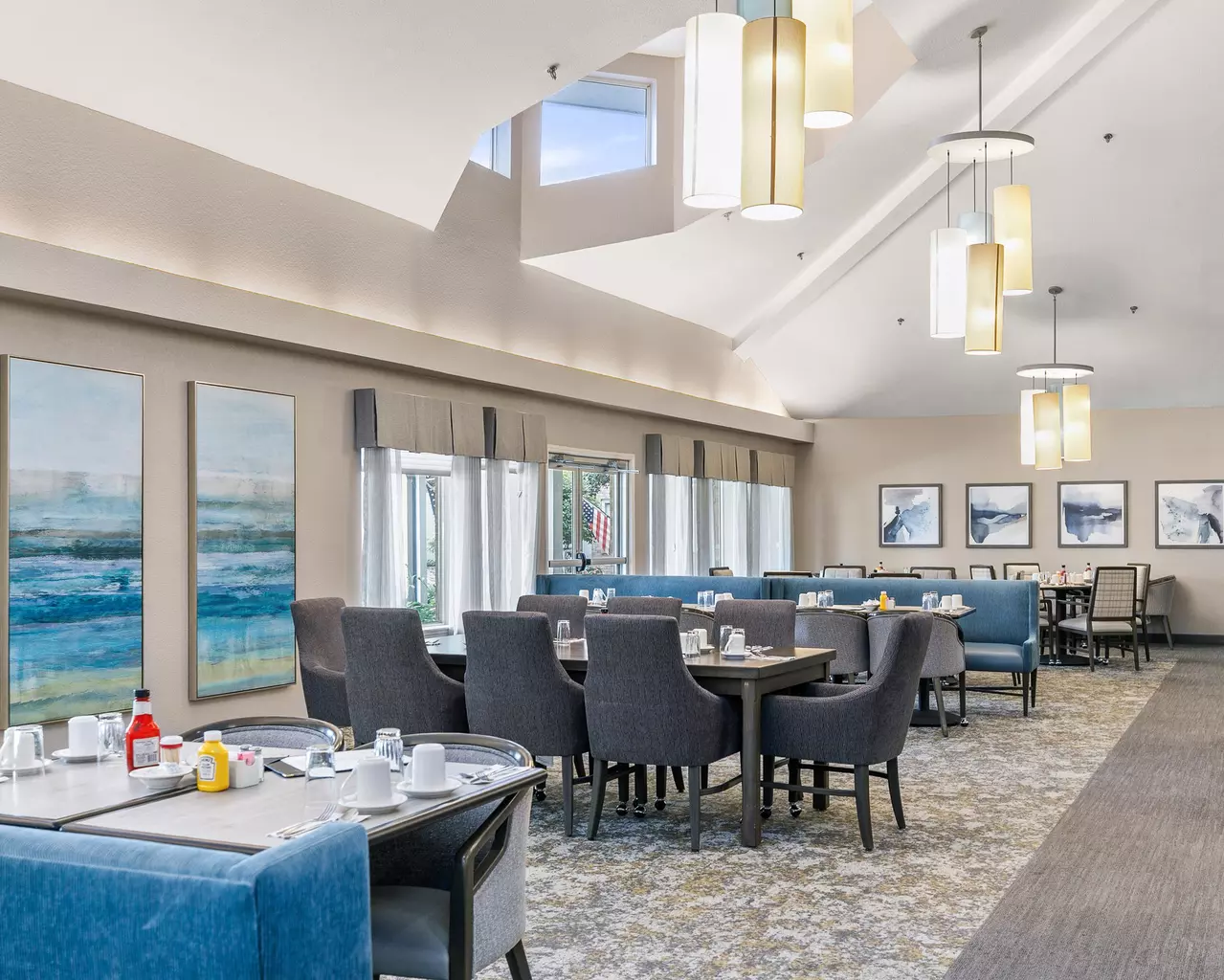 Independence Village of Des Moines (Beaverdale Estates), Des Moines, IA 14