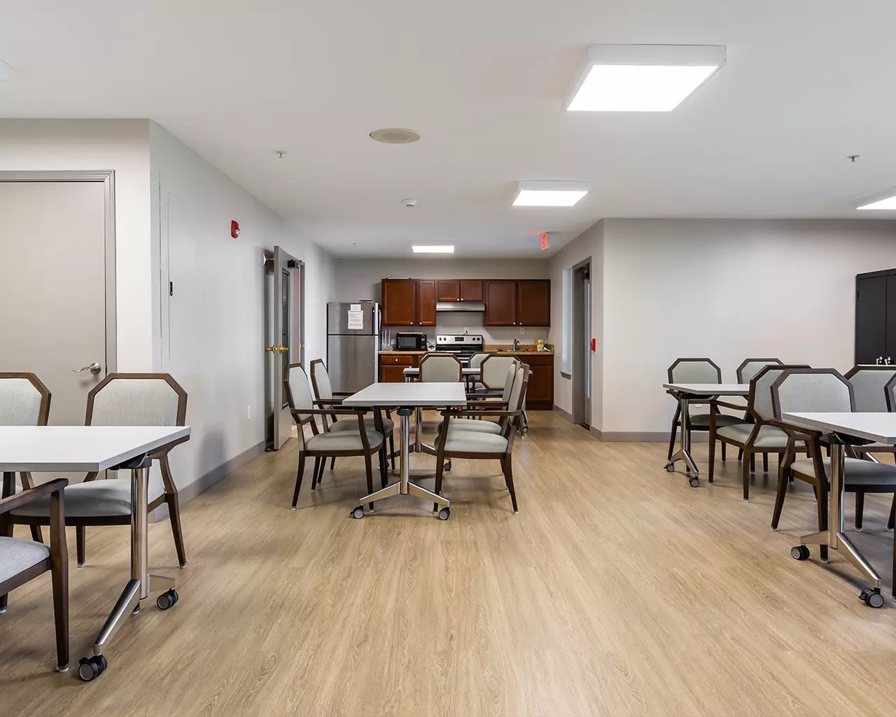 Independence Village of Columbus (Parkside Court), Columbus, IN 25